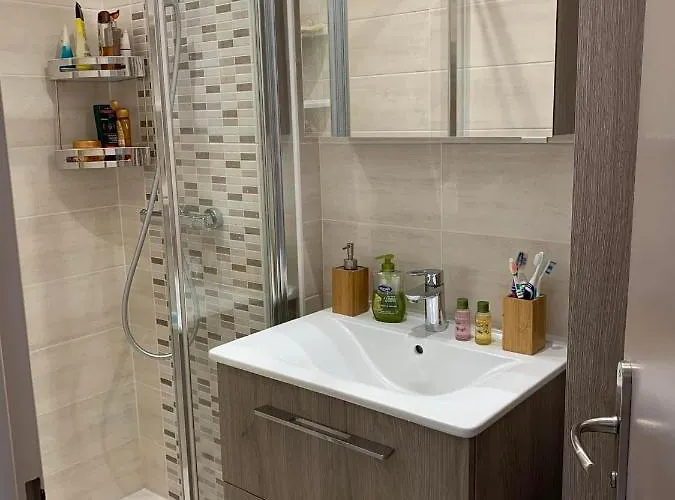 Le Cocon De La Garrigue Daire *